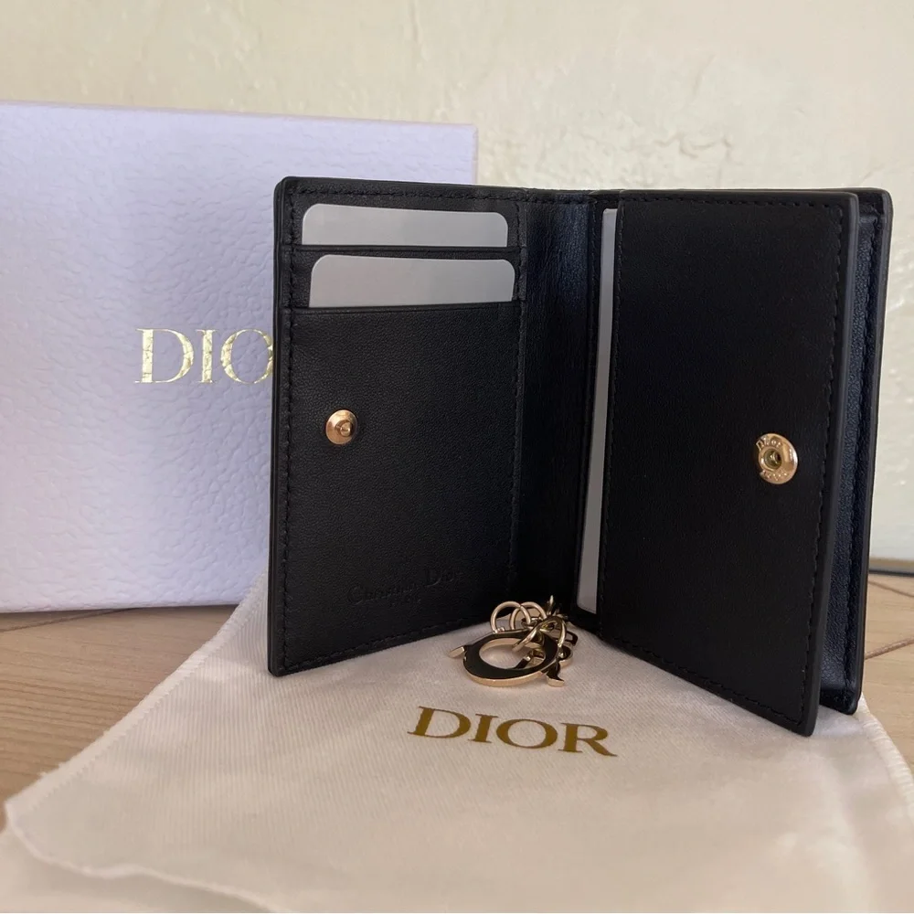 Brand New Authentic Christian Dior Charm Lady Dior Flap Card Wallet